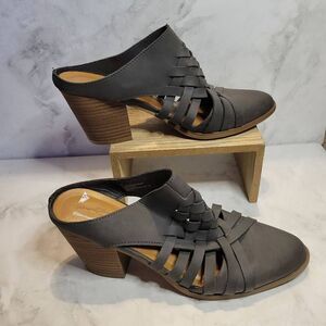 Universal Thread Aiden Gray Mules Booties Slip On Size 8 Block Heel